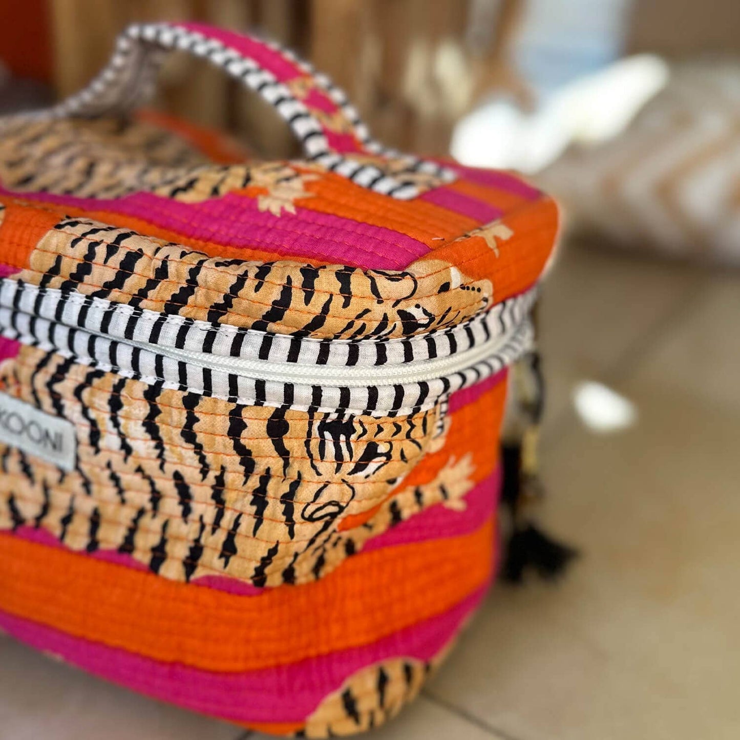 Large Cosmetic Bag BIG BEAUTY "Poppy Tiger"